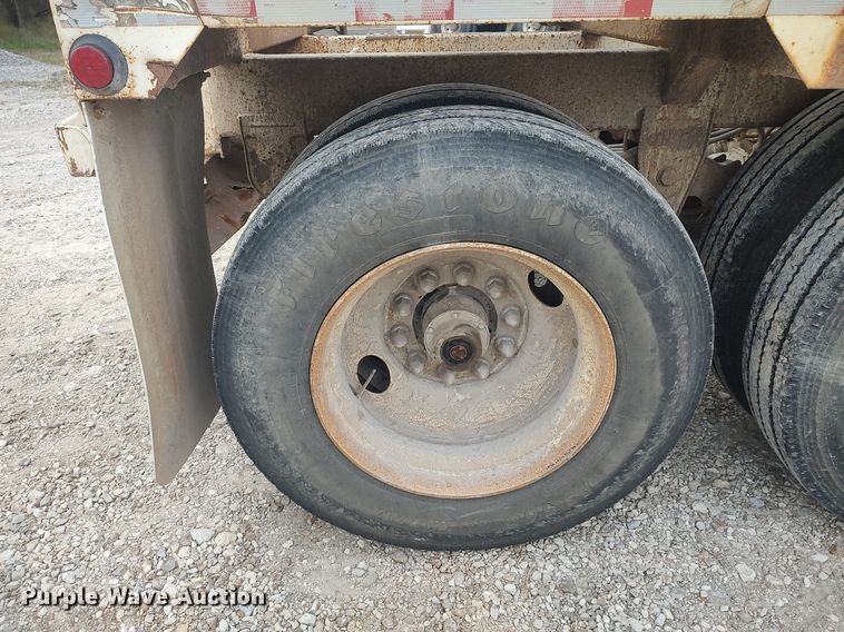 image for item DQ0492 2007 Construction Trailer Specialist BDT-40  bottom dump trailer