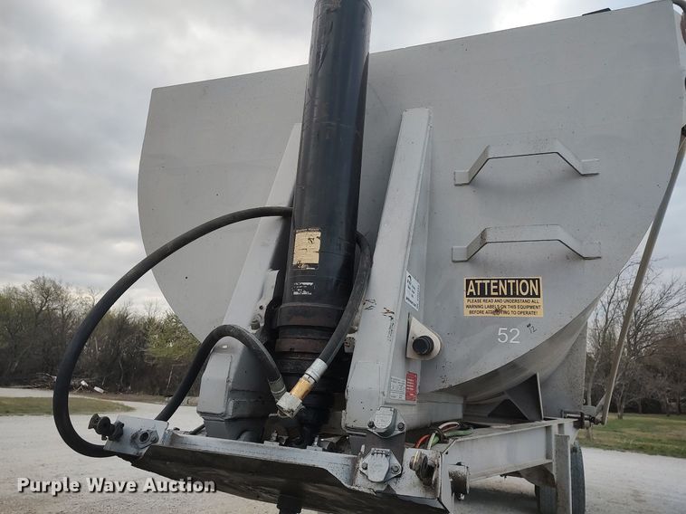 image for item DQ0493 2012 Construction Trailer Specialist  end dump trailer