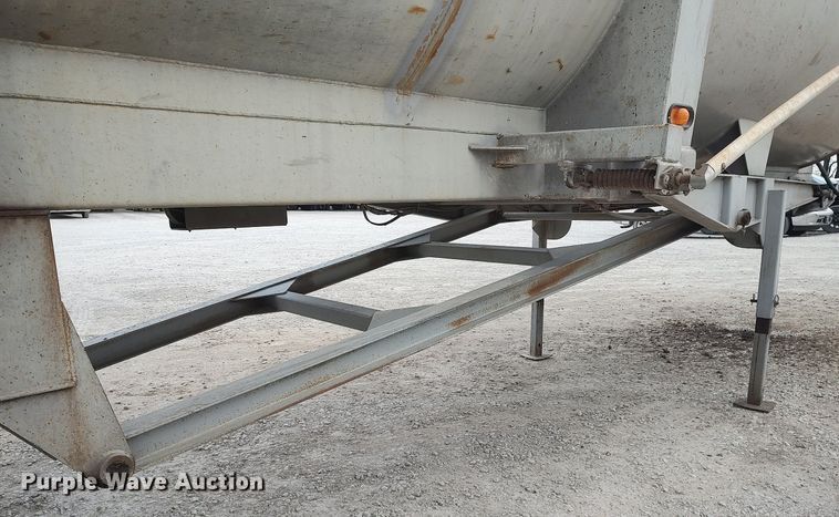 image for item DQ0493 2012 Construction Trailer Specialist  end dump trailer