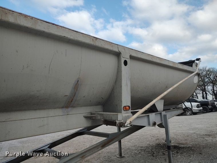 image for item DQ0493 2012 Construction Trailer Specialist  end dump trailer