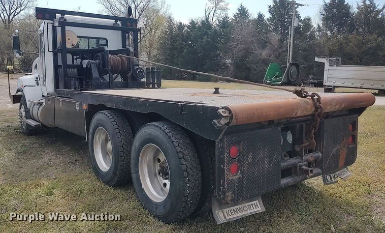 image for item DQ0500 2010 Kenworth T470  winch truck