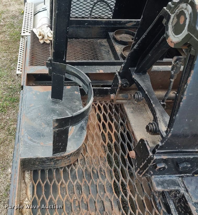 image for item DQ0500 2010 Kenworth T470  winch truck