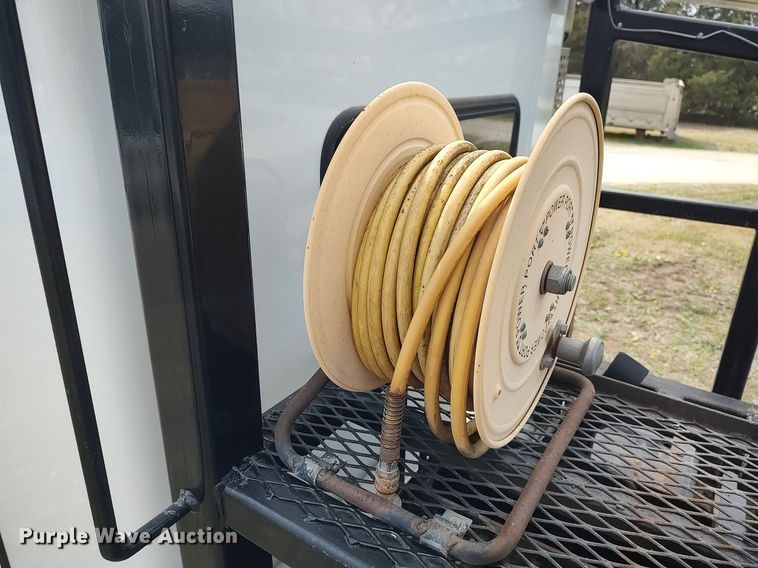 image for item DQ0500 2010 Kenworth T470  winch truck