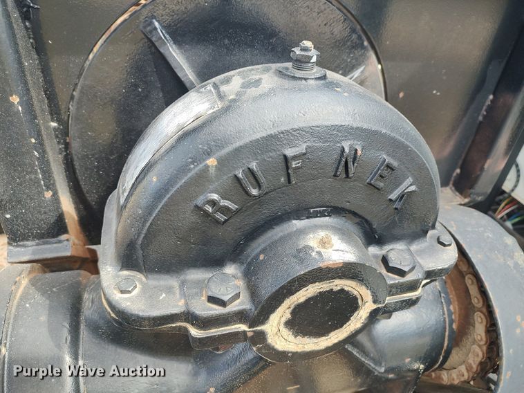 image for item DQ0500 2010 Kenworth T470  winch truck