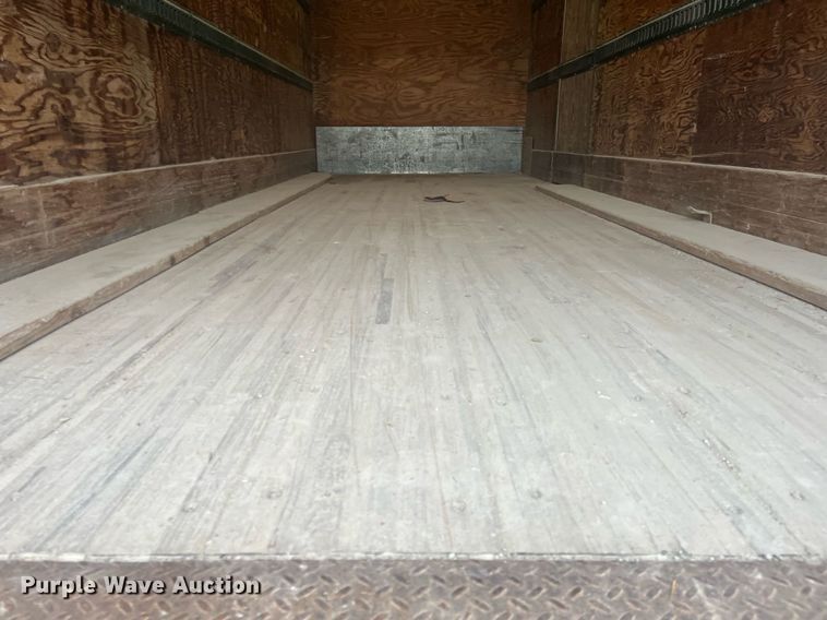 image for item DQ4093 2007 International 4300  box truck