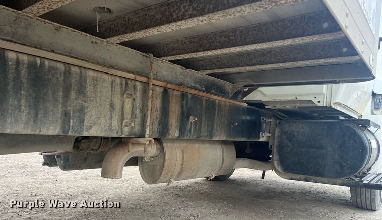 image for item DQ4093 2007 International 4300  box truck