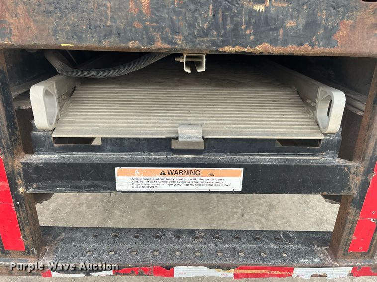 image for item DQ4093 2007 International 4300  box truck