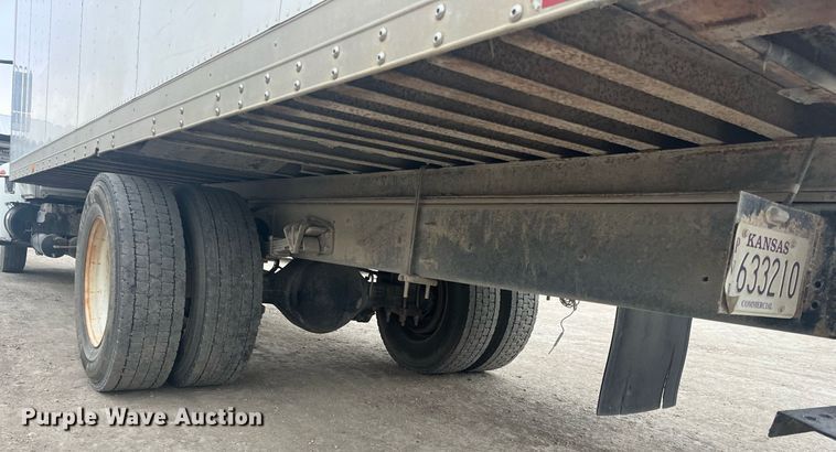 image for item DQ4093 2007 International 4300  box truck