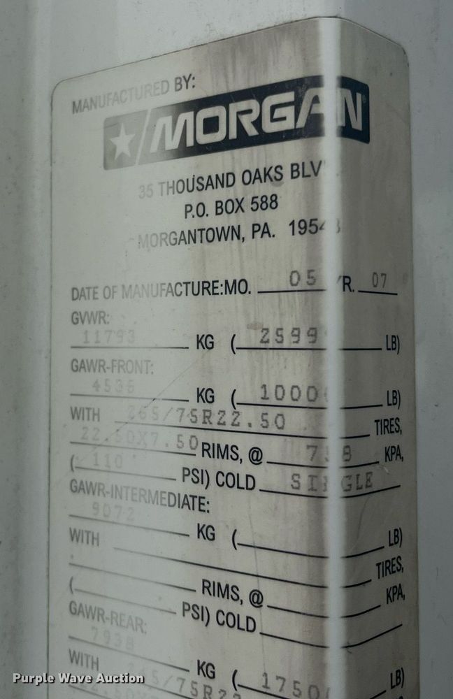 image for item DQ4093 2007 International 4300  box truck