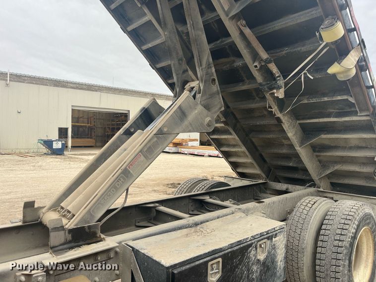 image for item DQ4094 2008 Peterbilt 335  dump flatbed truck