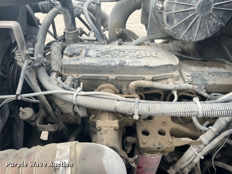 image for item DQ4094 2008 Peterbilt 335  dump flatbed truck