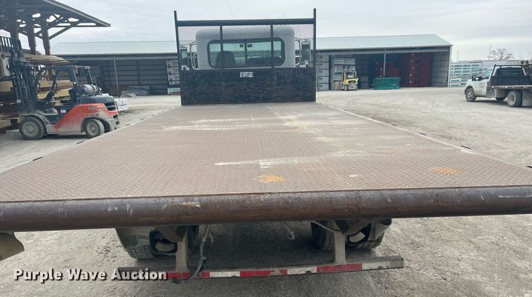 image for item DQ4094 2008 Peterbilt 335  dump flatbed truck