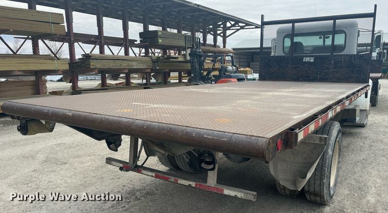 image for item DQ4094 2008 Peterbilt 335  dump flatbed truck