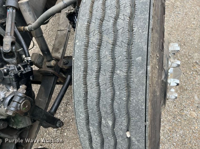 image for item DQ4105 2000 Peterbilt 379  semi truck