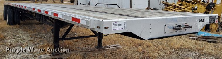 image for item DQ4106 2016 Transcraft Eagle II  flatbed trailer
