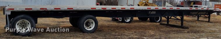 image for item DQ4107 2016 Transcraft Eagle II  flatbed trailer