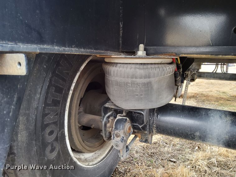 image for item DQ4107 2016 Transcraft Eagle II  flatbed trailer