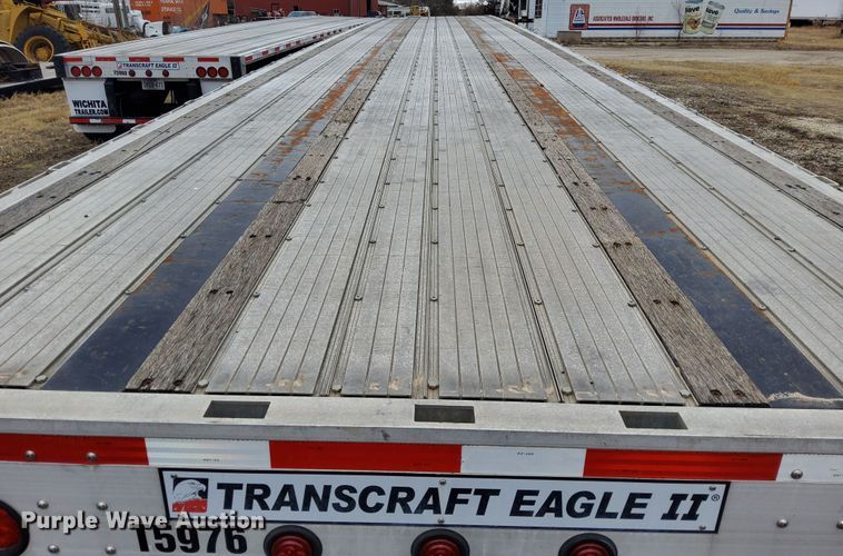 image for item DQ4107 2016 Transcraft Eagle II  flatbed trailer