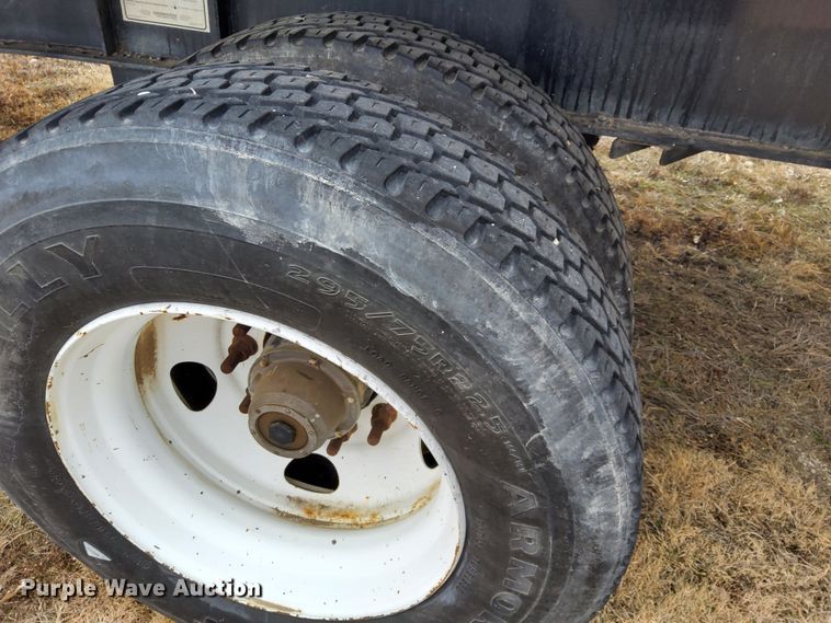 image for item DQ4107 2016 Transcraft Eagle II  flatbed trailer