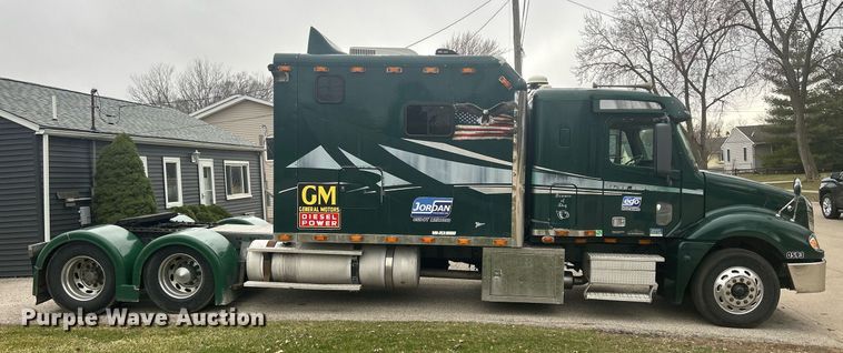 image for item DR4544 2007 Freightliner Columbia  semi truck