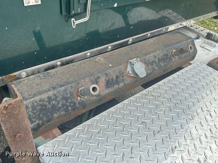 image for item DR4544 2007 Freightliner Columbia  semi truck