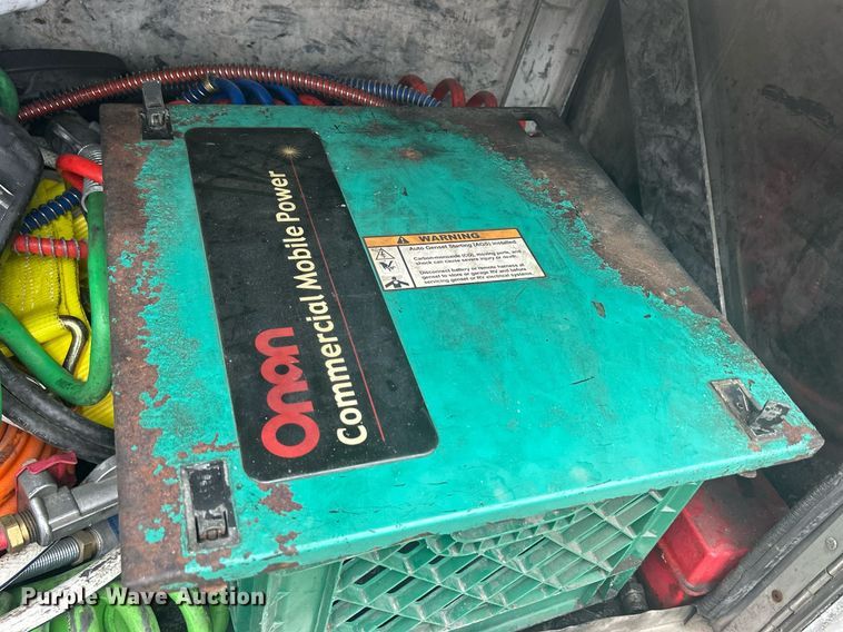 image for item DR4544 2007 Freightliner Columbia  semi truck