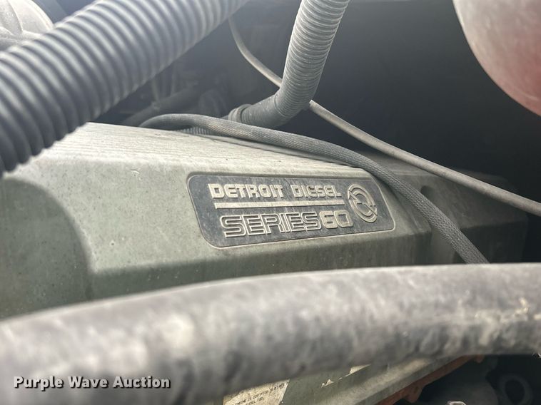 image for item DR4544 2007 Freightliner Columbia  semi truck