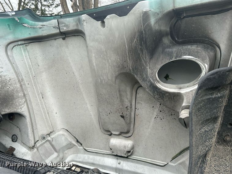 image for item DR4544 2007 Freightliner Columbia  semi truck