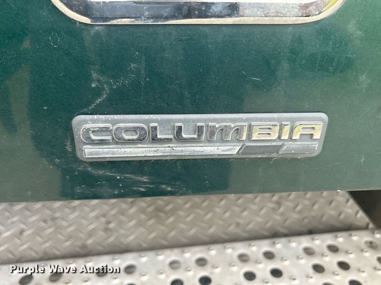 image for item DR4544 2007 Freightliner Columbia  semi truck