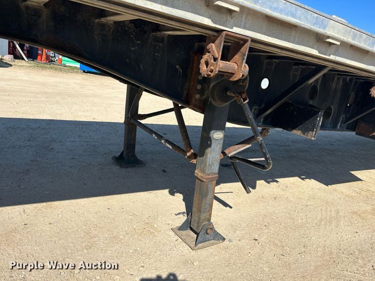 image for item DR4563 1998 Transcraft Corp Eagle W2  flatbed trailer