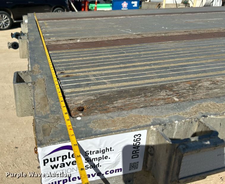 image for item DR4563 1998 Transcraft Corp Eagle W2  flatbed trailer