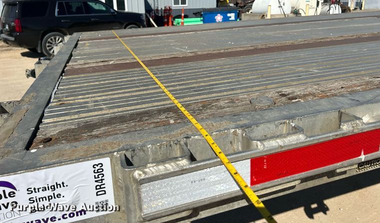 image for item DR4563 1998 Transcraft Corp Eagle W2  flatbed trailer