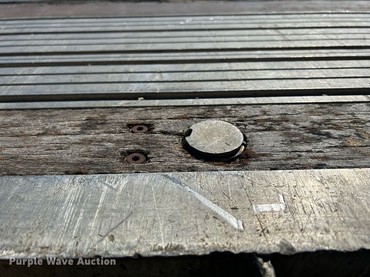 image for item DR4563 1998 Transcraft Corp Eagle W2  flatbed trailer