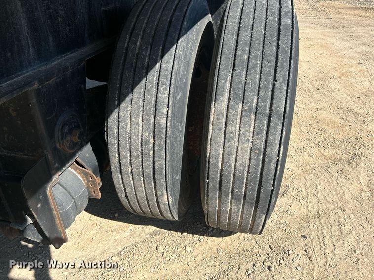 image for item DR4563 1998 Transcraft Corp Eagle W2  flatbed trailer