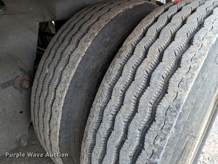 image for item DR6852 2005 Great Dane 7411TP-SA  dry van trailer