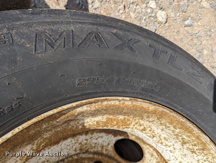 image for item DR6855 2006 Strick  dry van trailer