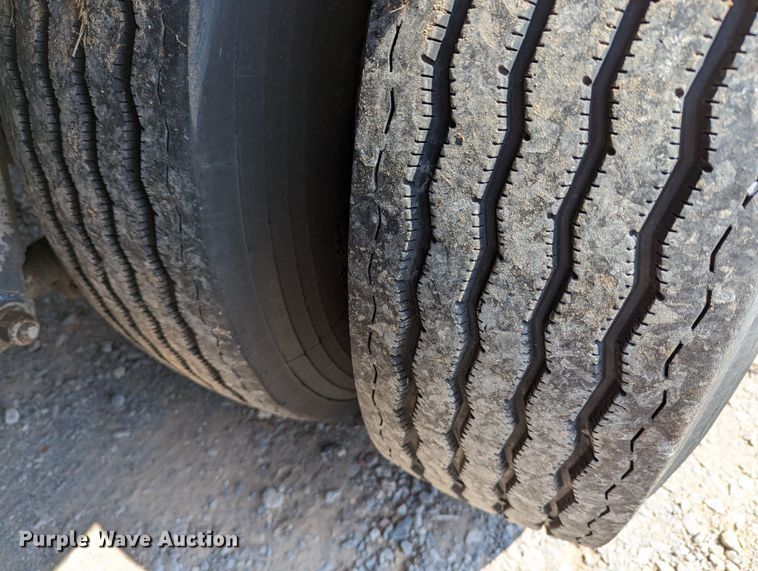 image for item DR6856 2006 Great Dane 7411T-SSLA  dry van trailer