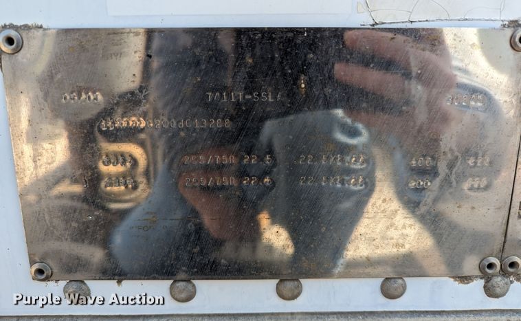 image for item DR6856 2006 Great Dane 7411T-SSLA  dry van trailer