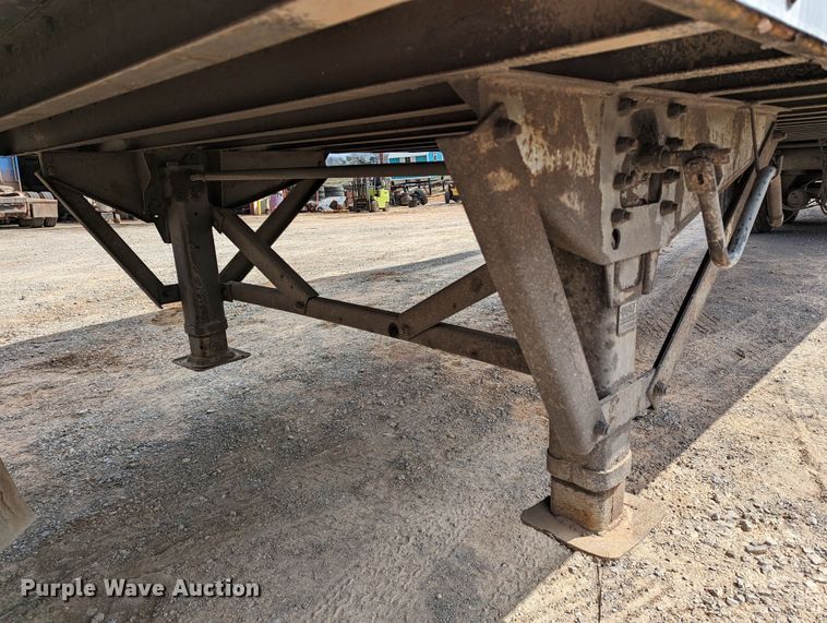 image for item DR6857 2006 Strick  dry van trailer