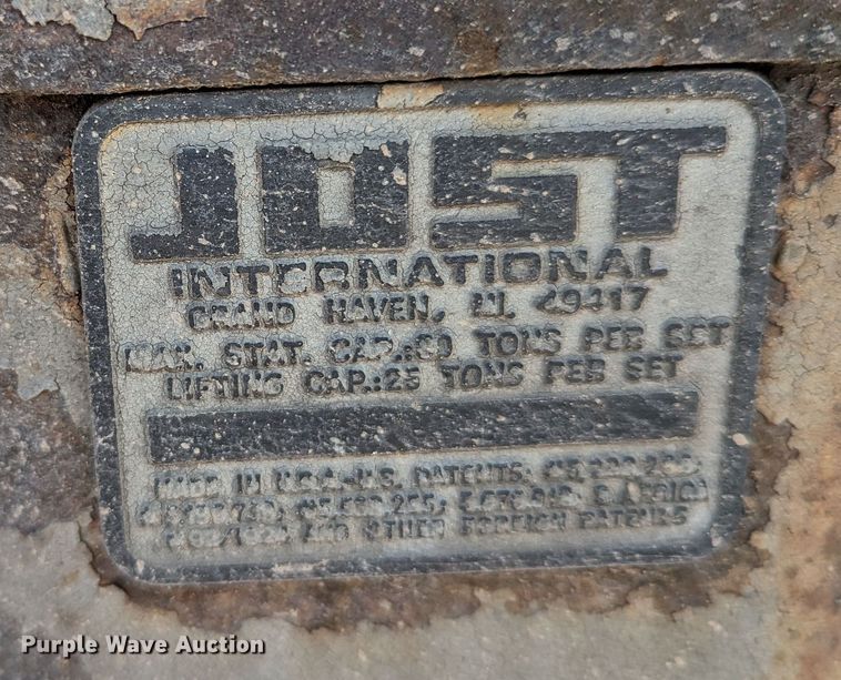 image for item DR6857 2006 Strick  dry van trailer