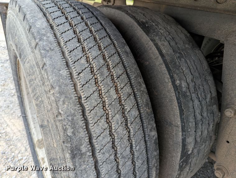 image for item DR6857 2006 Strick  dry van trailer