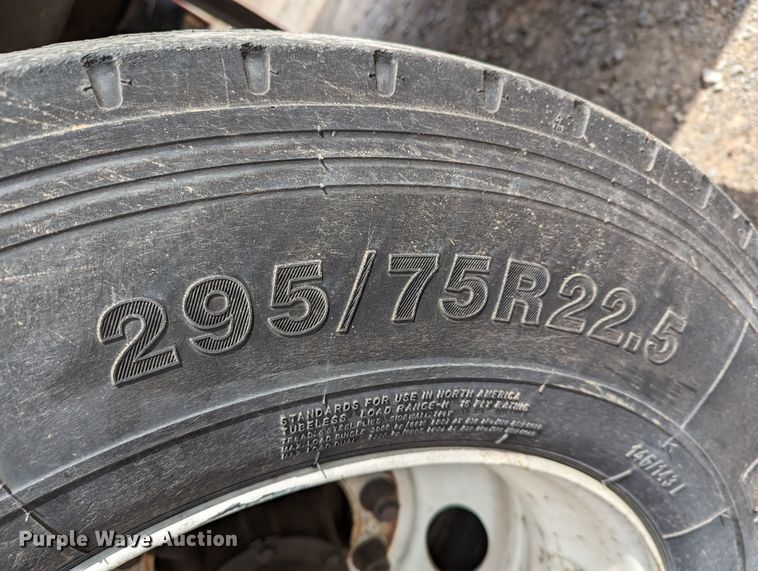 image for item DR6857 2006 Strick  dry van trailer