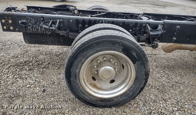 image for item DR8270 2014 International TerraStar  truck cab and chassis