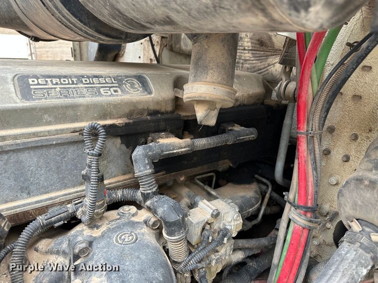 image for item DS8329 2008 Freightliner FLD  semi truck