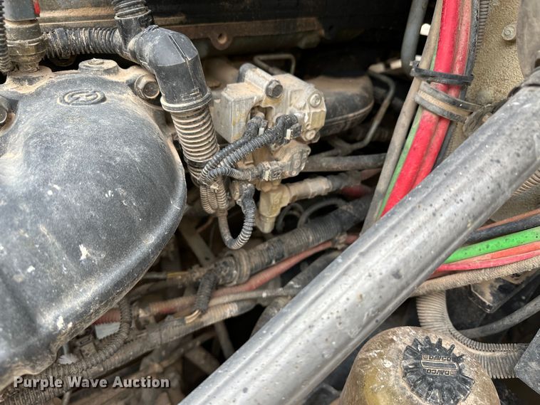 image for item DS8329 2008 Freightliner FLD  semi truck