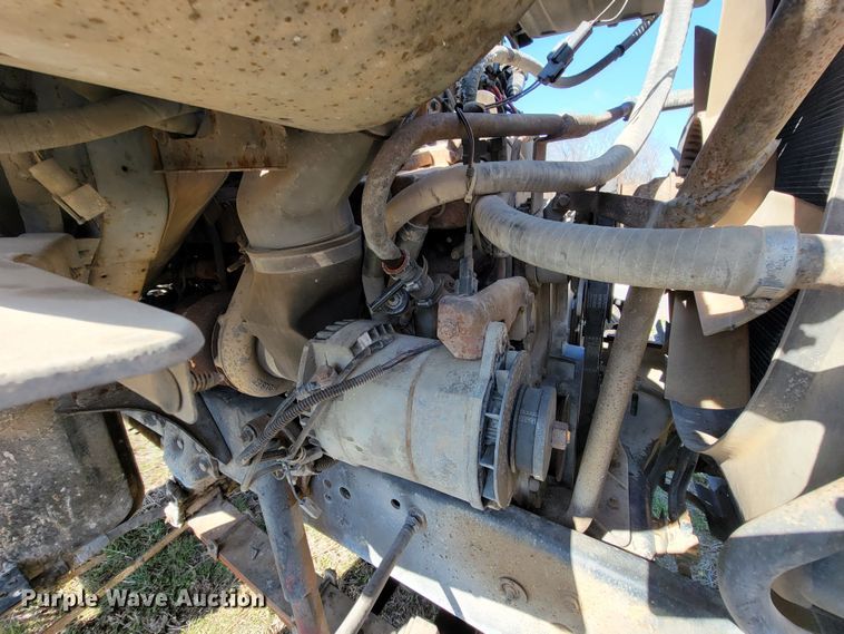 image for item HG9496 1990 Ford L9000  truck cab and chassis