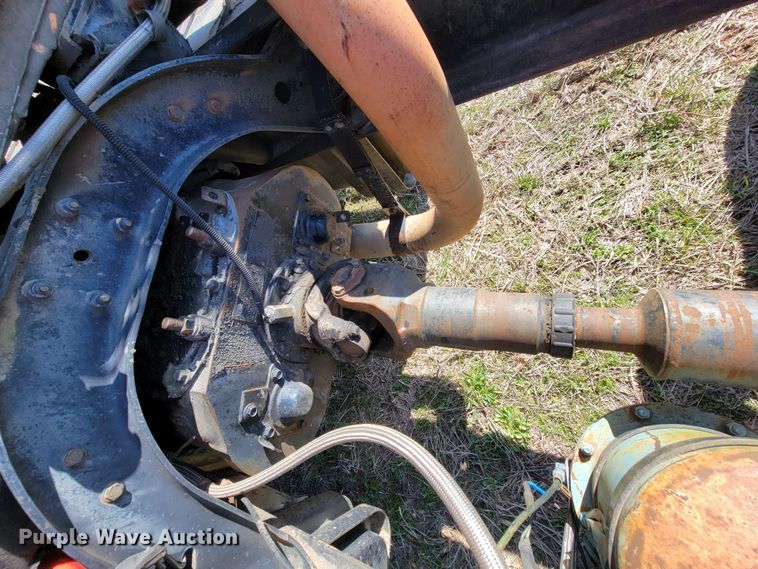 image for item HG9496 1990 Ford L9000  truck cab and chassis