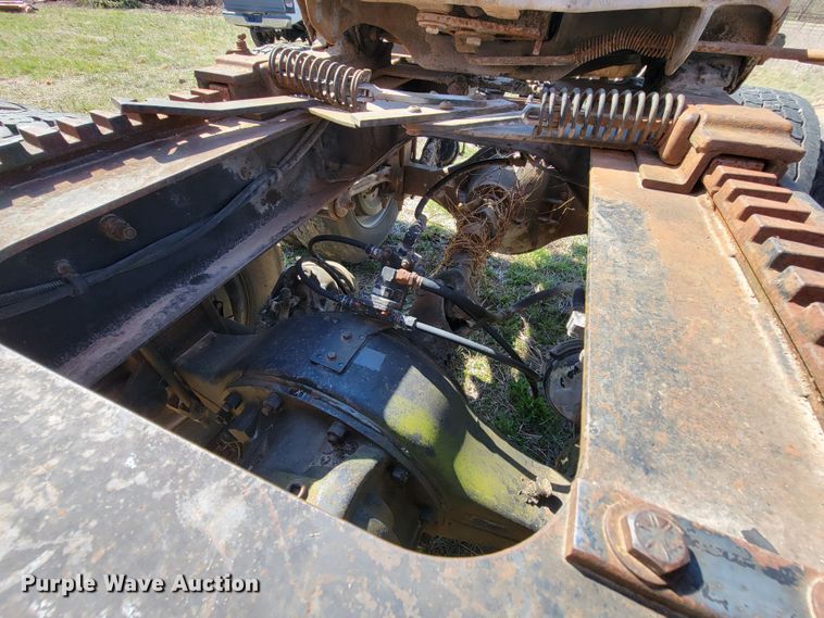 image for item HG9496 1990 Ford L9000  truck cab and chassis