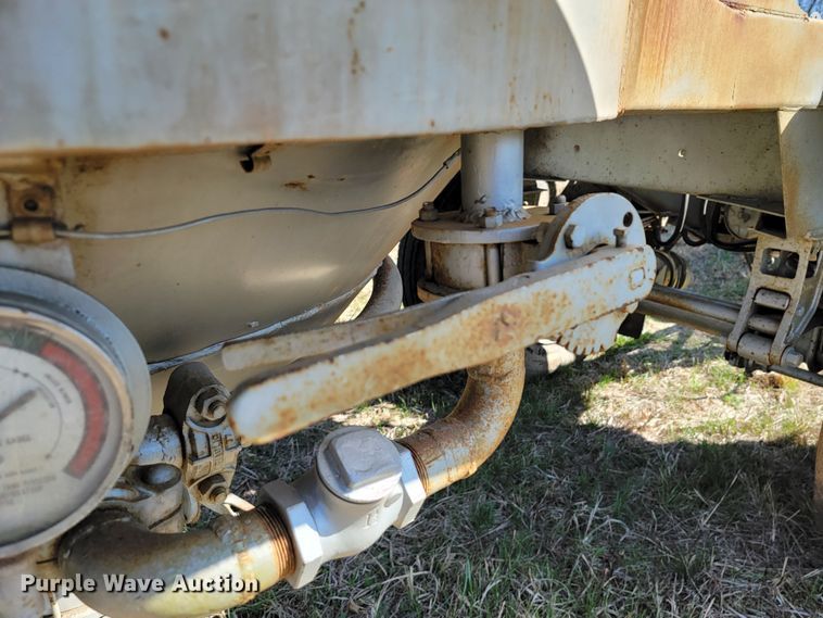 image for item HG9497 1965 Industrial Western SPS45  pneumatic dry bulk pup trailer