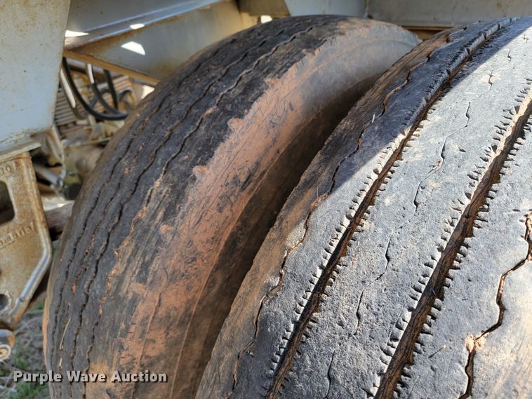 image for item HG9497 1965 Industrial Western SPS45  pneumatic dry bulk pup trailer